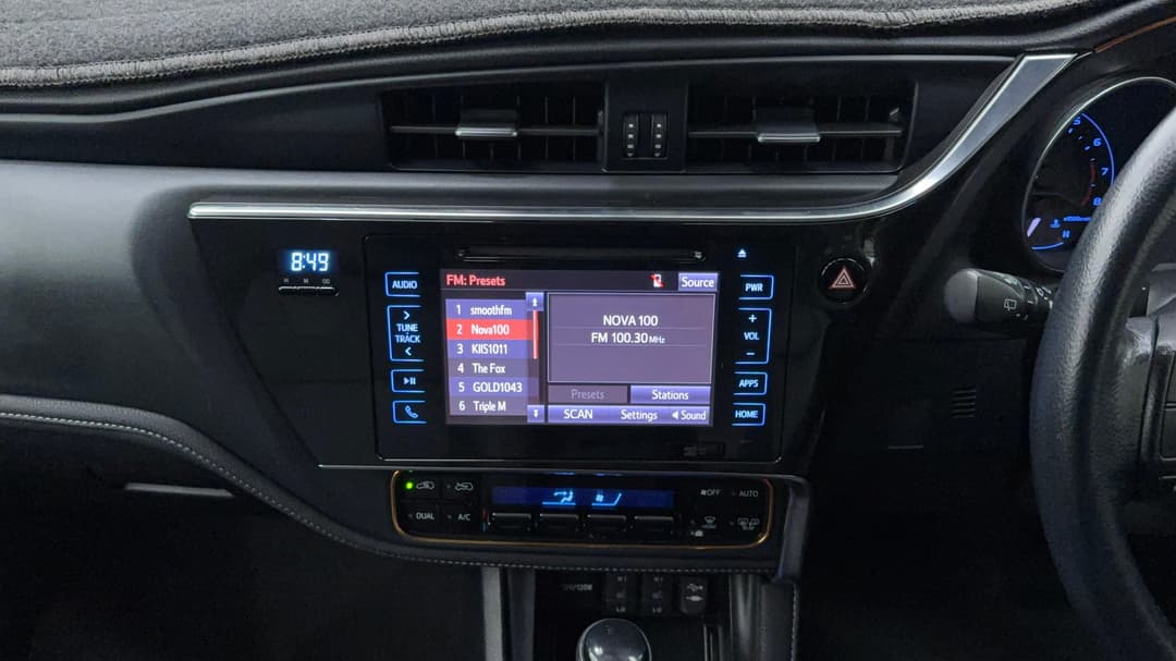 2017 Toyota Corolla Zr, Automatic, 122870 km, Center Console