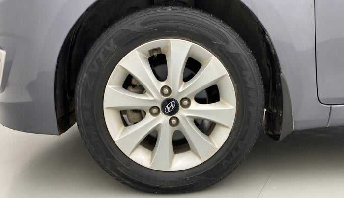 2015 Hyundai Verna FLUIDIC 1.6 CRDI S 4S, Diesel, Manual, 31,958 km, Left Front Wheel