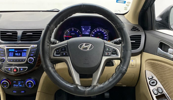 2015 Hyundai Verna FLUIDIC 1.6 CRDI S 4S, Diesel, Manual, 31,958 km, Steering Wheel Close Up