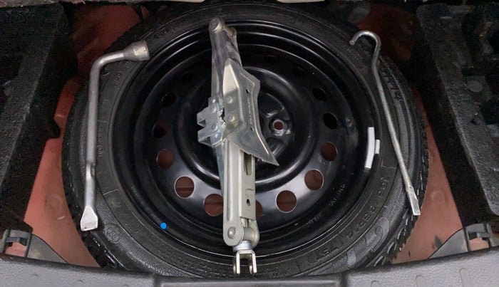 2014 Maruti Wagon R Stingray VXI, Petrol, Manual, 80,132 km, Spare Tyre