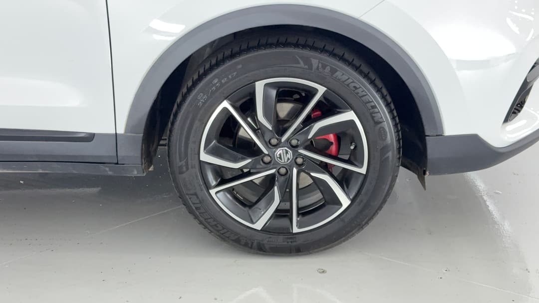 2021 MG Zst Essence, Automatic, 30131 km, Right Front Wheel