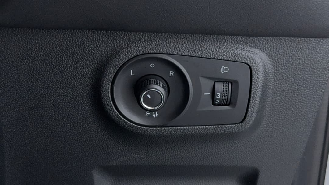 2021 MG Zst Essence, Automatic, 30131 km, Utility Switches/Buttons