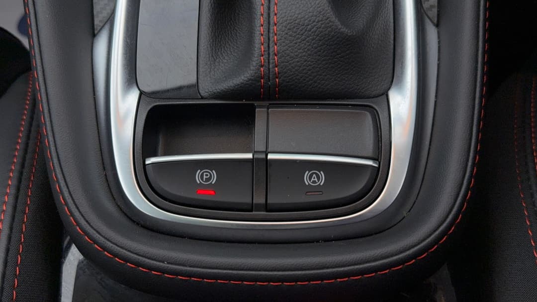 2021 MG Zst Essence, Automatic, 30131 km, Handbrake