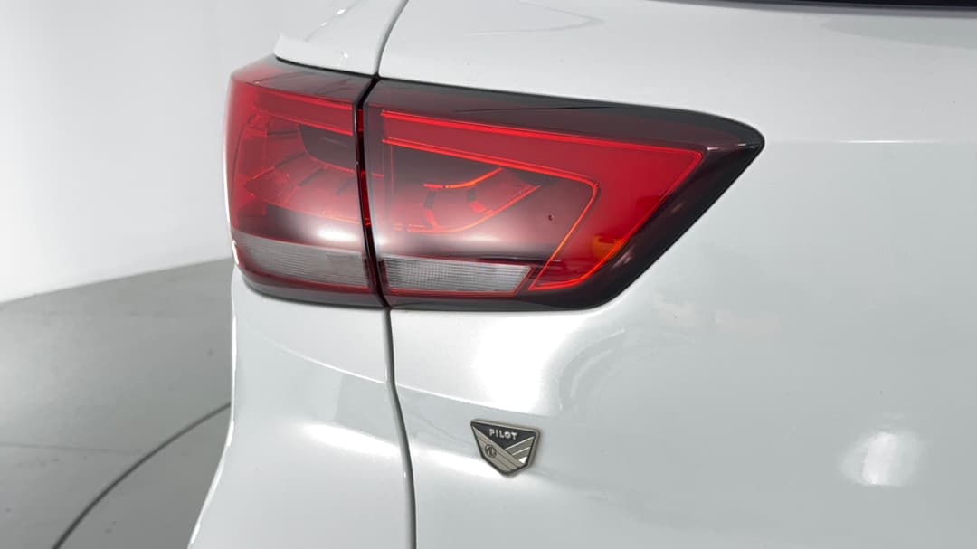 2021 MG Zst Essence, Automatic, 30131 km, Badge (Boot Left Side)