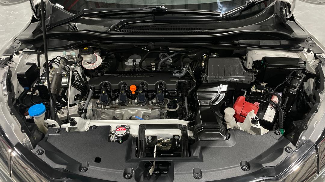 2021 Honda HR-V Vti, Automatic, 39917 km, Open Bonnet (Engine)