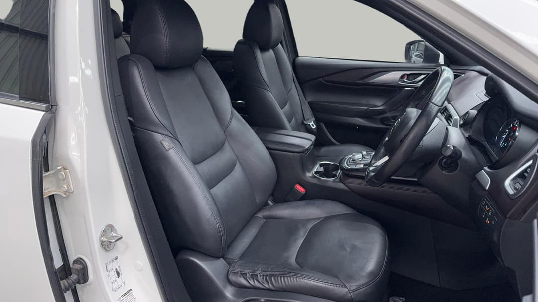 2019 Mazda CX-9 Azami (AWD), Automatic, 67517 km, Right Side Front Door Cabin View