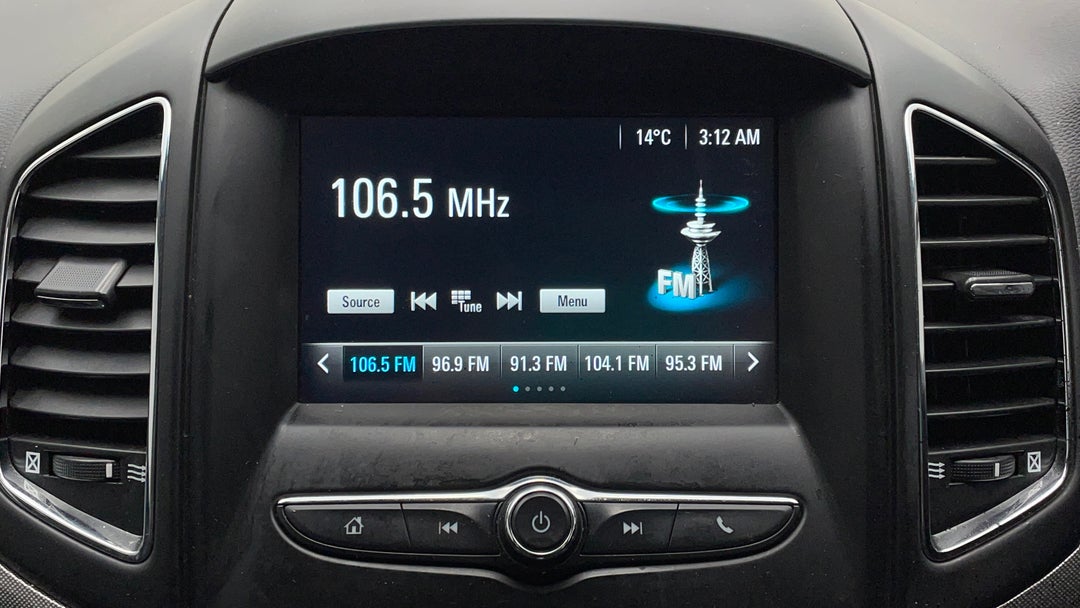 2017 Holden Captiva Active 7 Seater, Automatic, 133086 km, Infotainment System