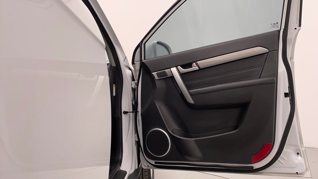 2017 Holden Captiva Active 7 Seater, Automatic, 133086 km, Speaker View