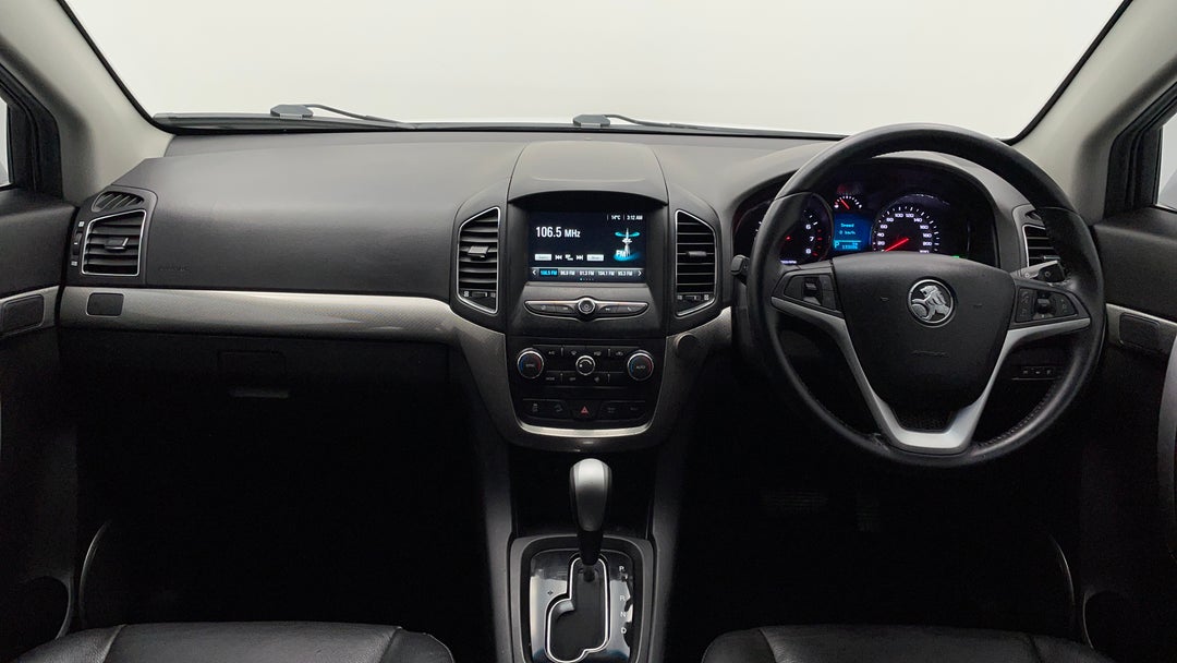 2017 Holden Captiva Active 7 Seater, Automatic, 133086 km, Dashboard View