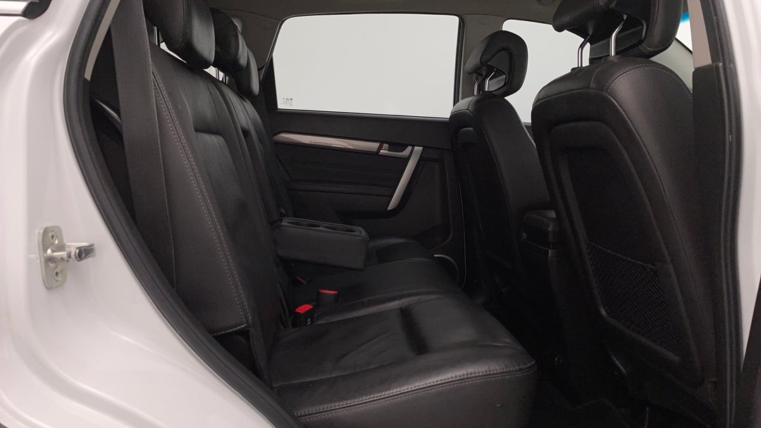 2017 Holden Captiva Active 7 Seater, Automatic, 133086 km, Right Side Rear Door Cabin View