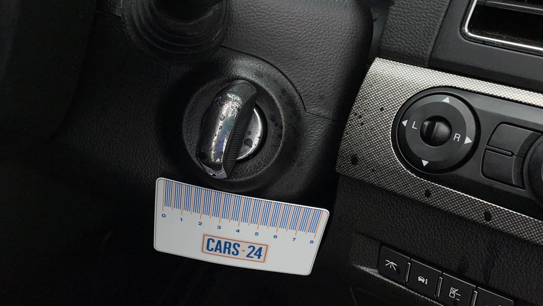 2017 Holden Captiva Active 7 Seater, Automatic, 133086 km, Miscellaneous Interior Stain