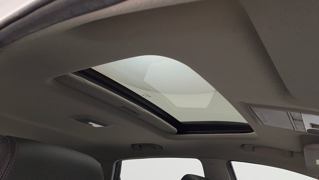 2017 Holden Captiva Active 7 Seater, Automatic, 133086 km, Interior Sunroof/Moonroof