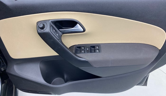 2014 Volkswagen Polo HIGHLINE1.2L PETROL, Petrol, Manual, 44,704 km, Driver Side Door Panels Control