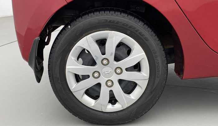 2017 Hyundai Eon MAGNA + AIRBAG, Petrol, Manual, 22,343 km, Right Rear Wheel