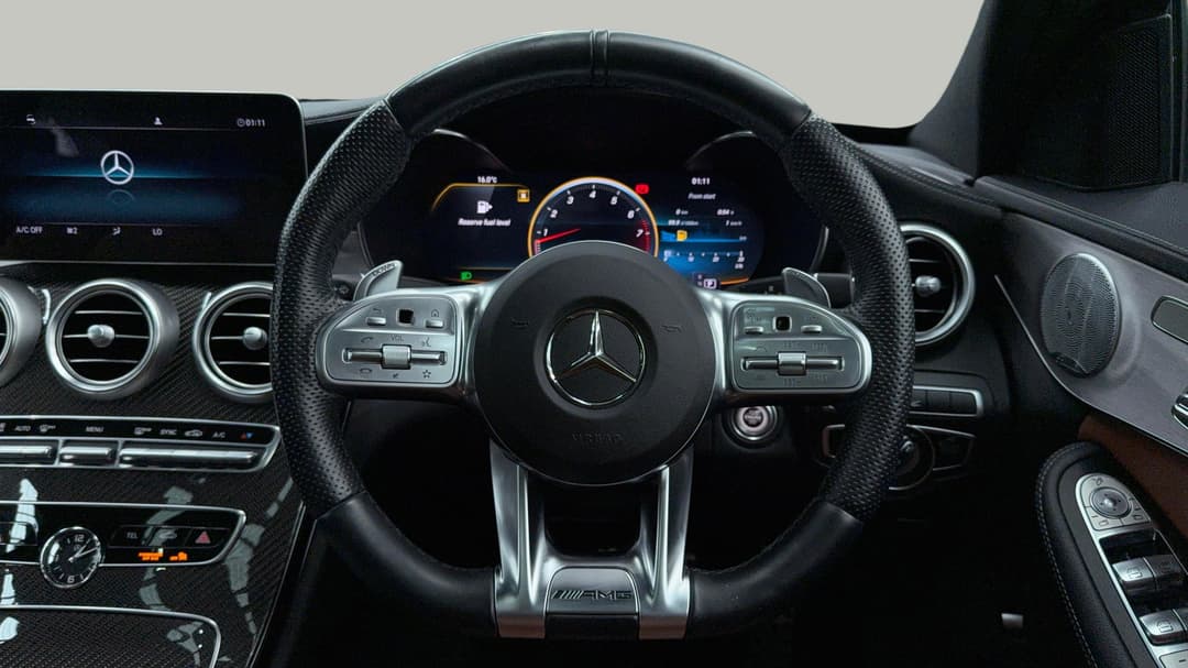 2021 Mercedes-amg C 43, Automatic, 86265 km, Steering Wheel Close-up