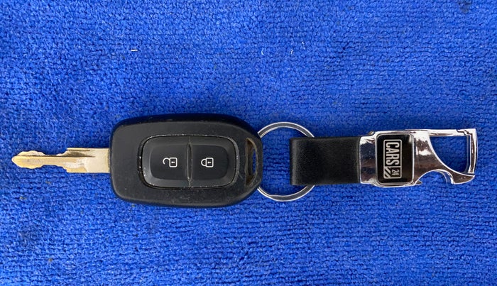 2017 Datsun Redi Go T (O), Petrol, Manual, 12,212 km, Key Close Up