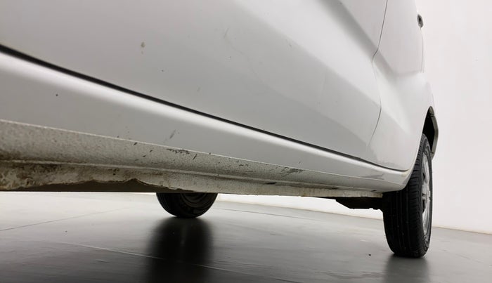 2017 Datsun Redi Go T (O), Petrol, Manual, 12,212 km, Left running board - Slight discoloration