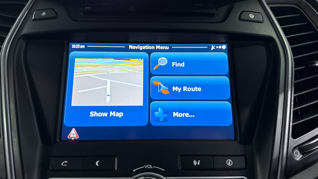 2013 Hyundai Santa Fe Highlander Crdi (4x4), Automatic, 125474 km, Infotainment System