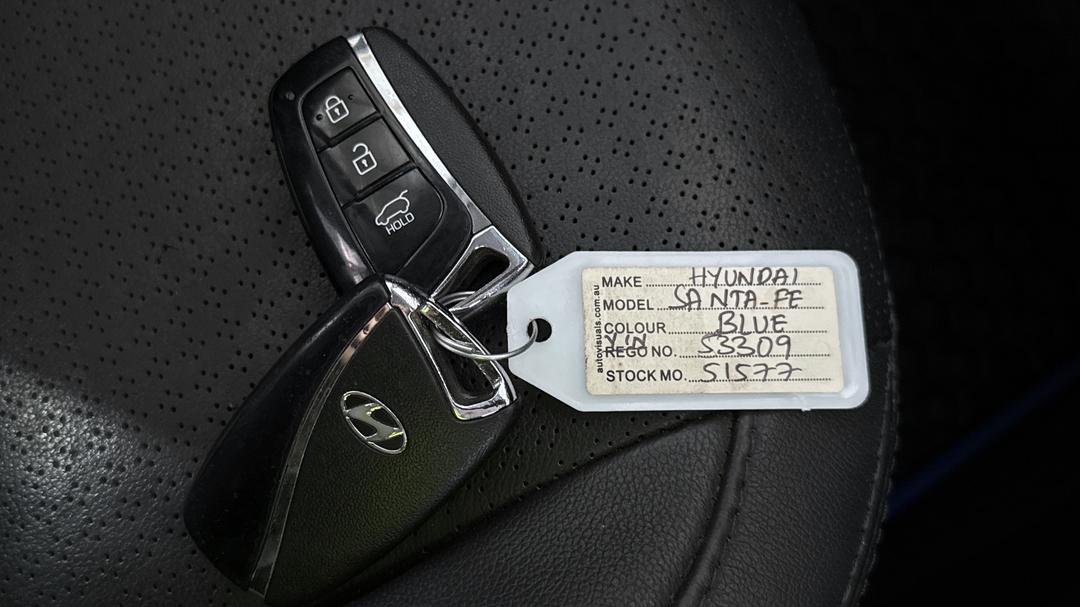 2013 Hyundai Santa Fe Highlander Crdi (4x4), Automatic, 125474 km, Key Close-up