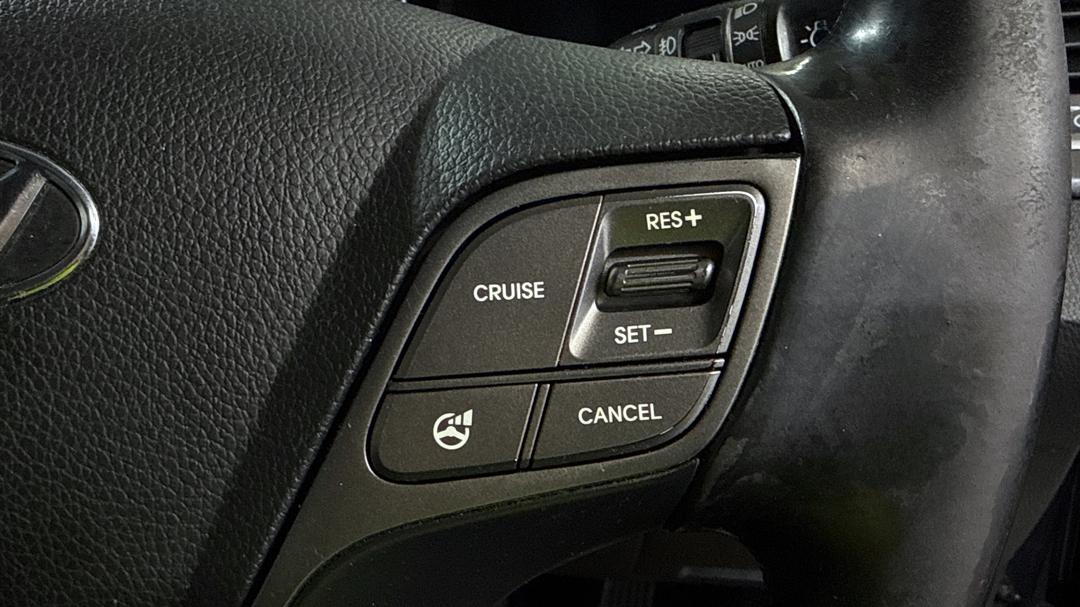 2013 Hyundai Santa Fe Highlander Crdi (4x4), Automatic, 125474 km, Cruise Control
