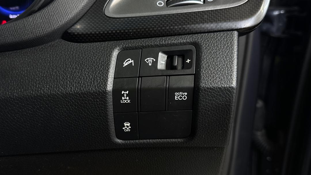 2013 Hyundai Santa Fe Highlander Crdi (4x4), Automatic, 125474 km, Utility Switches/Buttons