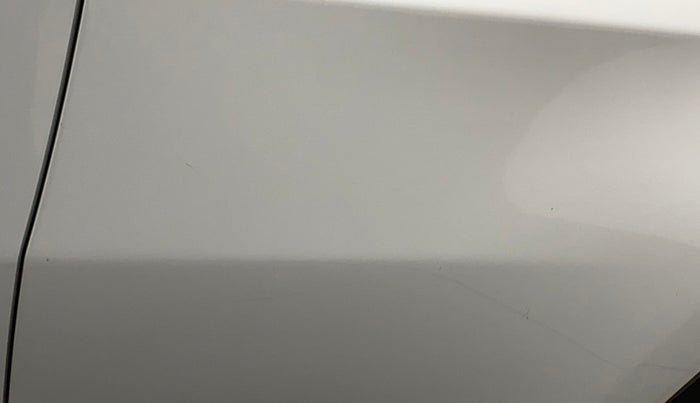 2020 Jeep Compass LIMITED PLUS PETROL AT, Petrol, Automatic, 33,205 km, Rear left door - Minor scratches