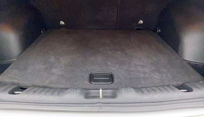 2020 Jeep Compass LIMITED PLUS PETROL AT, Petrol, Automatic, 33,205 km, Boot Inside