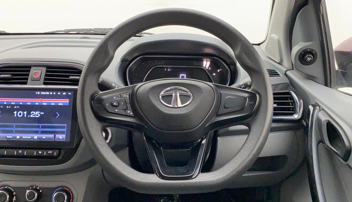 2021 Tata TIGOR XZ PETROL, Petrol, Manual, 36,628 km, Steering Wheel Close Up
