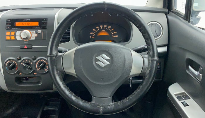 2012 Maruti Wagon R 1.0 LXI, Petrol, Manual, 32,967 km, Steering Wheel Close Up