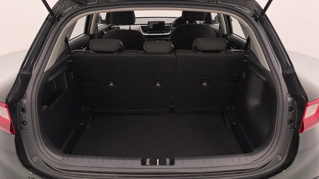 2021 Kia Stonic S, Automatic, 2957 km, Boot Inside View