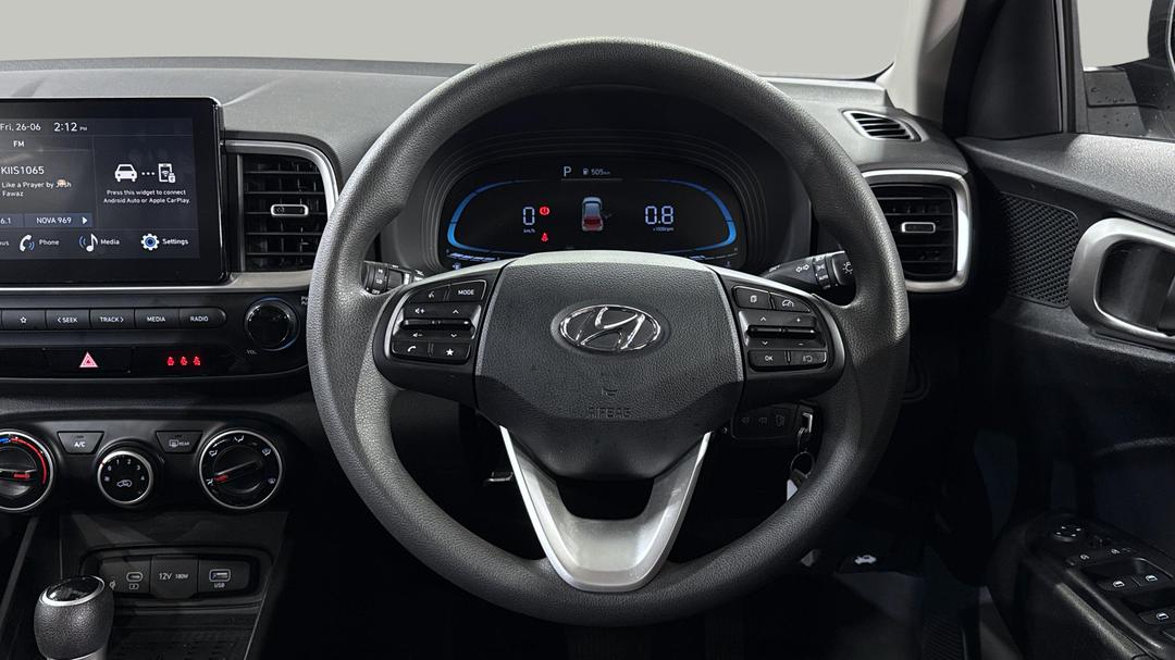 2025 Hyundai Venue Venue, Automatic, 31549 km, Steering Wheel Close-up