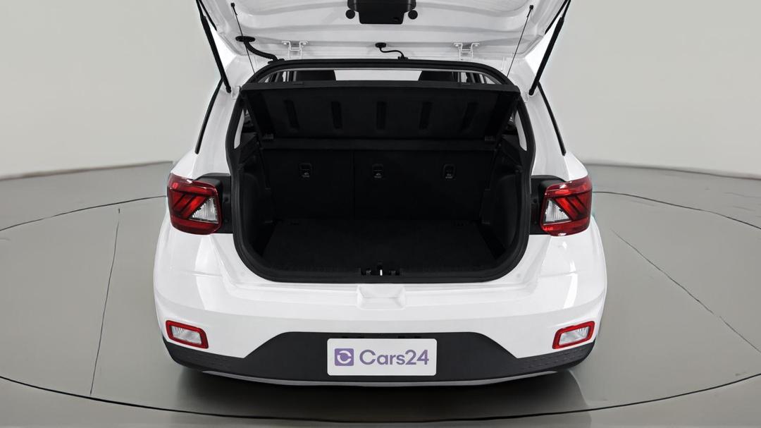 2025 Hyundai Venue Venue, Automatic, 31549 km, Boot Inside View
