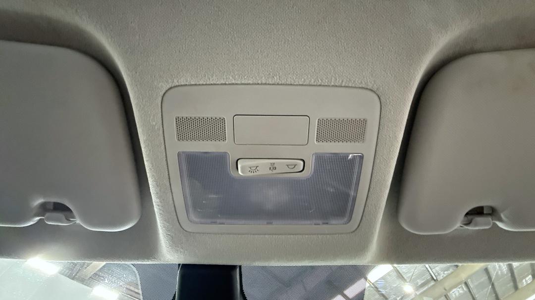 2025 Hyundai Venue Venue, Automatic, 31549 km, On-Roof Controls/Sunglass holder
