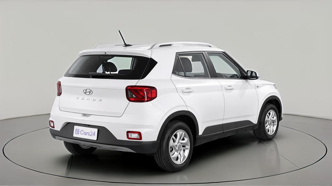 2025 Hyundai Venue Venue, Automatic, 31549 km, Right Back Diagonal (45- Degree) View