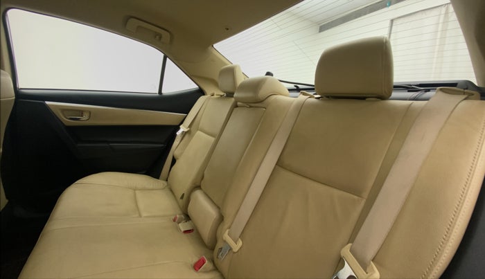 2017 Toyota Corolla Altis VL CVT PETROL, Petrol, Automatic, 56,356 km, Right Side Rear Door Cabin