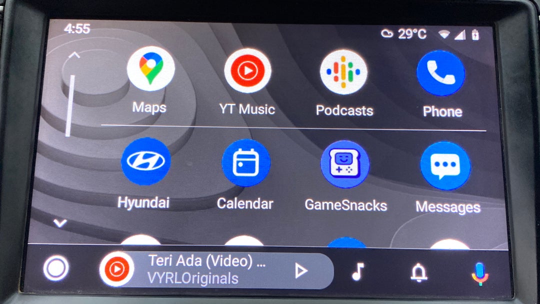 Apple CarPlay and Android Auto