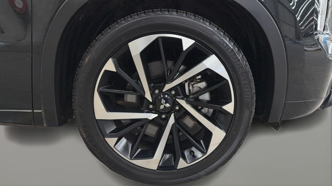 2024 Mitsubishi Outlander Exceed Tourer 7 Seat (AWD), Automatic, 34445 km, Right Front Wheel