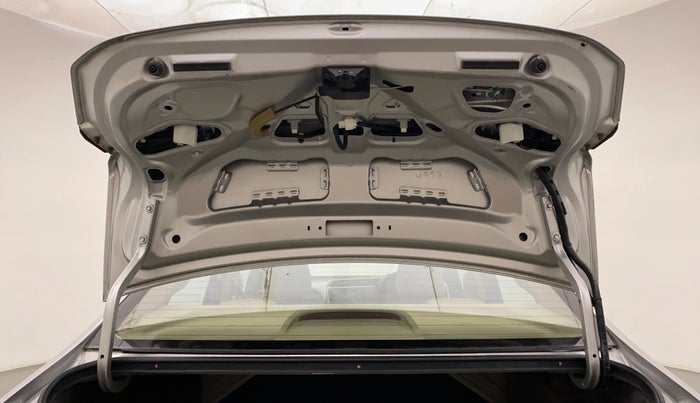 2015 Honda City 1.5L I-VTEC V MT, Petrol, Manual, 76,749 km, Boot Door Open