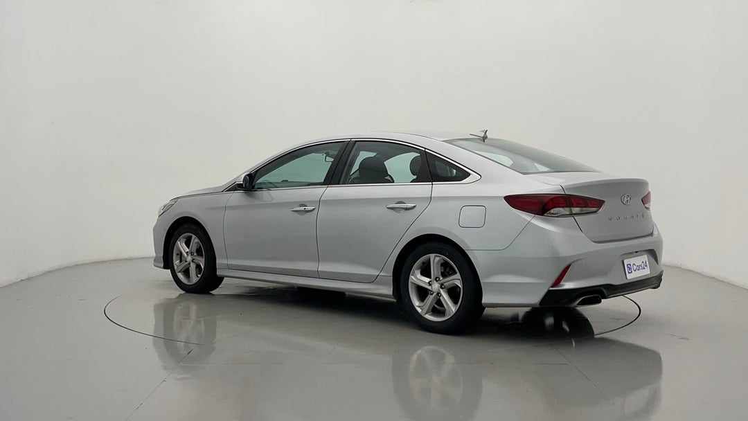 Left Back Diagonal (45- Degree) View