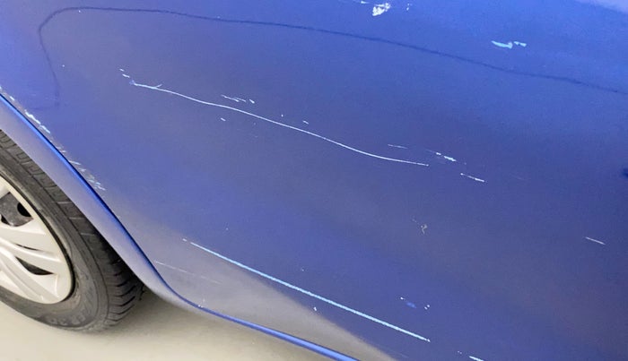 2017 Datsun Go T, Petrol, Manual, 55,770 km, Right rear door - Minor scratches