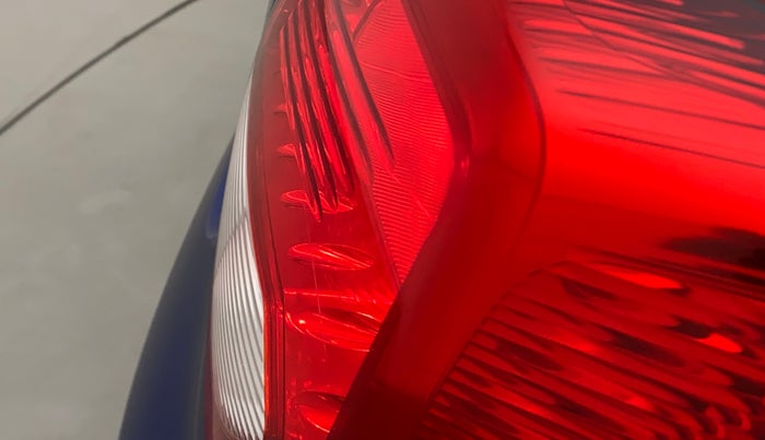2017 Datsun Go T, Petrol, Manual, 55,770 km, Right tail light - Minor scratches