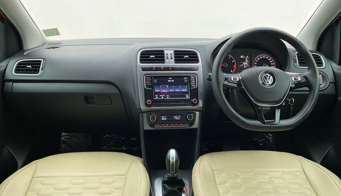 2021 Volkswagen Polo HIGHLINE PLUS 1.0 TSI AT, Petrol, Automatic, 8,530 km, Dashboard