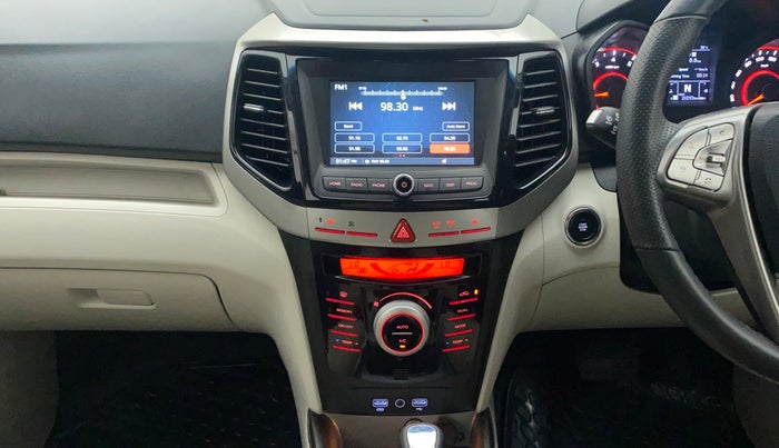 2022 Mahindra XUV300 W8 (O) 1.2 PETROL AMT, Petrol, Automatic, 20,293 km, Air Conditioner