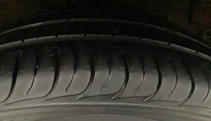 2019 Hyundai Creta SX 1.6 PETROL, Petrol, Manual, 70,430 km, Right Front Tyre Tread