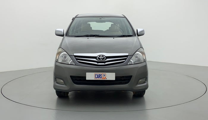 2009 Toyota Innova 2.5 V 8 STR, Diesel, Manual, 2,06,512 km, Front