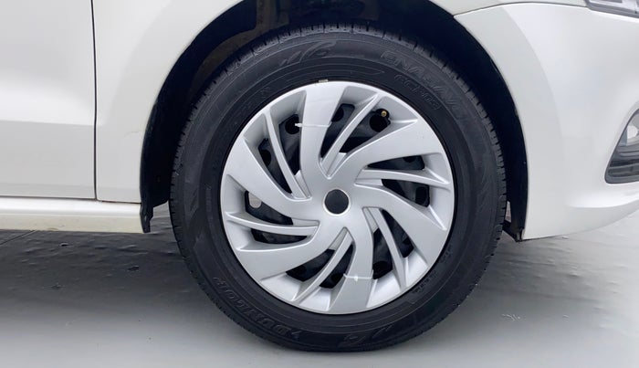 2017 Volkswagen Polo COMFORTLINE 1.2L PETROL, Petrol, Manual, 28,463 km, Right Front Wheel
