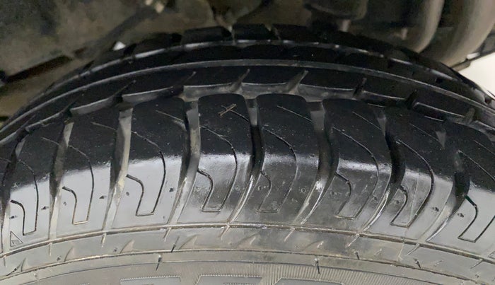 2018 Datsun Go Plus T, Petrol, Manual, 23,255 km, Left Rear Tyre Tread