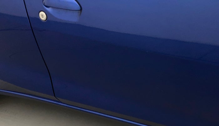 2018 Datsun Go Plus T, Petrol, Manual, 23,255 km, Driver-side door - Slightly dented