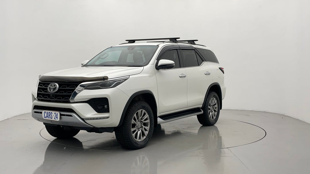 Left Front Diagonal (45- Degree) View