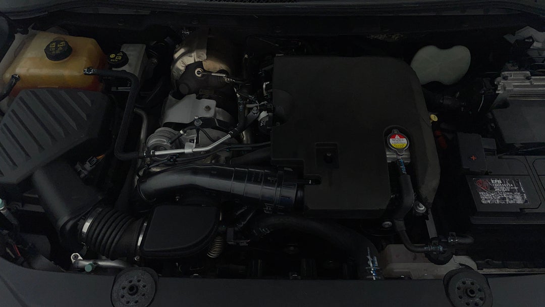 Open Bonnet (Engine)